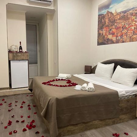 Sweet Rooms Inn Tbilisi ภายนอก รูปภาพ